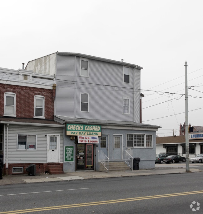 Building Photo - 1642-1644 W 4th St