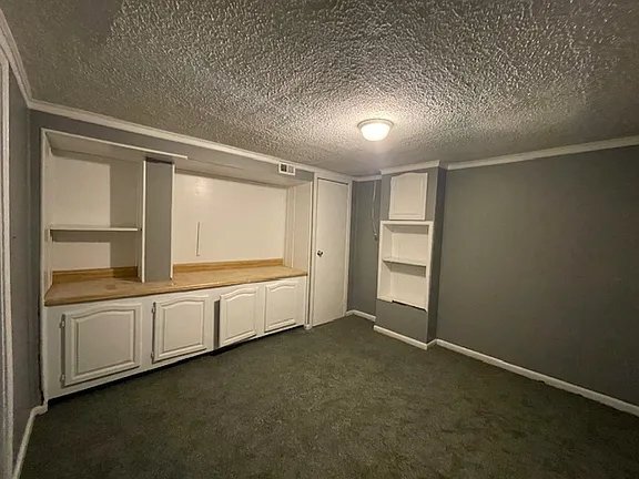 Building Photo - 5601 Littleridge Dr