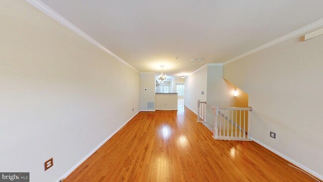 Building Photo - 12820 Rexmore Dr