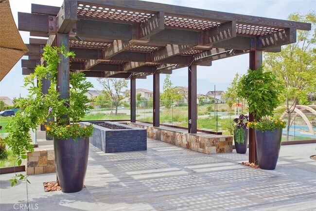 Building Photo - 154 Pavilion Park