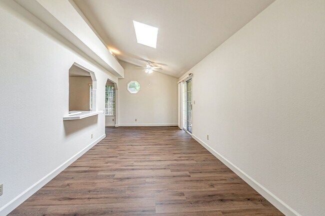 Building Photo - Spacious 4-Bedroom Home in Prime Milpitas