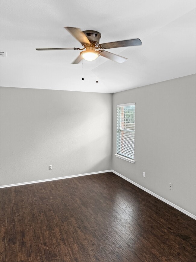 Building Photo - 4028 Enchanted Rock Cove