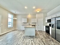 Building Photo - 2240 James Kelly Ln