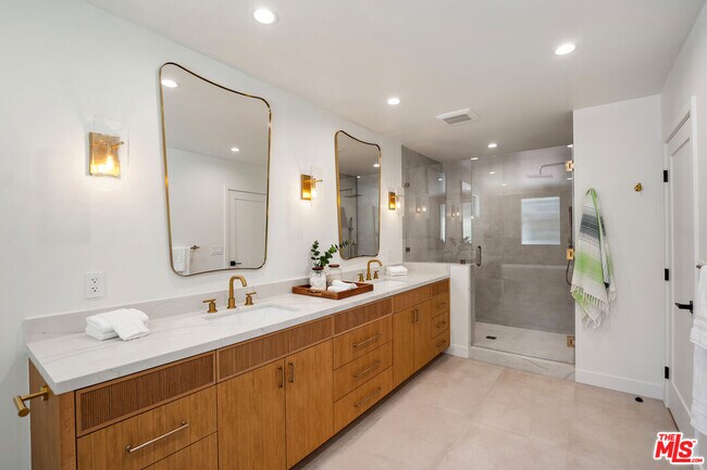 Building Photo - 20215 Lorenzana Dr
