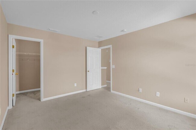 Building Photo - 29 Louisville Dr