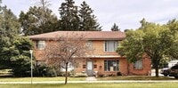 Building Photo - 2530 Pleasant St