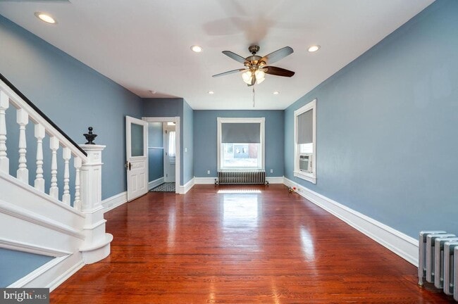 Building Photo - 121 W Arch St