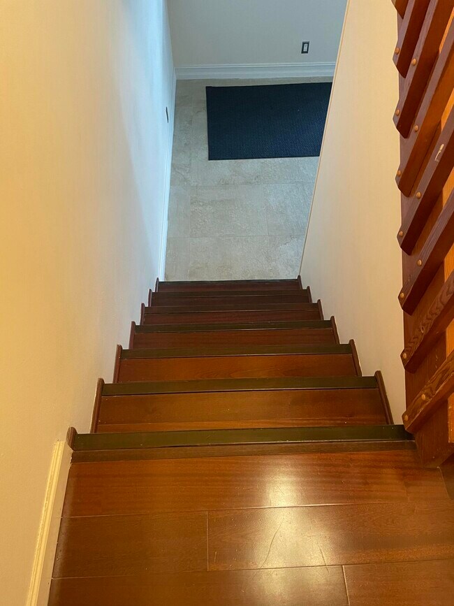 Building Photo - 22976 Oxford Pl