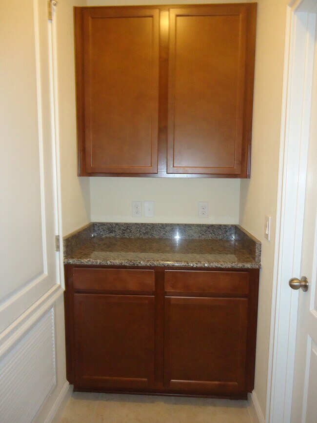 Building Photo - Lake Sawyer-8128 Jailene Dr Windermere FL 34786