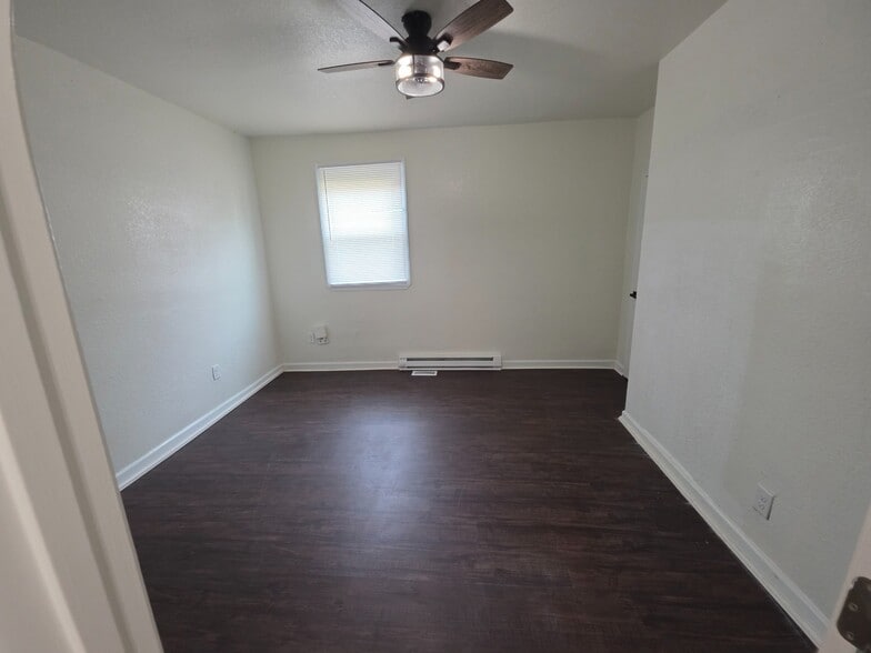 Building Photo - 1521 Cary Ave