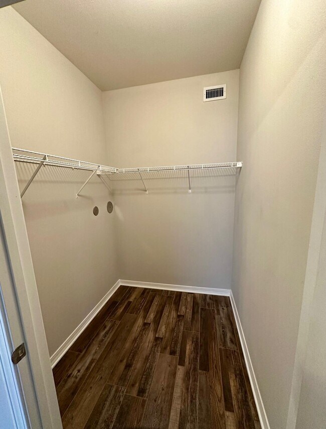 Building Photo - 2154 Whispering Pines Blvd