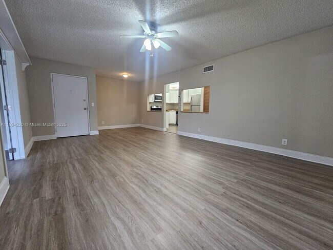 Building Photo - 4857 Sable Pine Cir