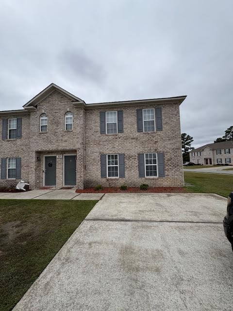 Building Photo - 325 S Square Dr