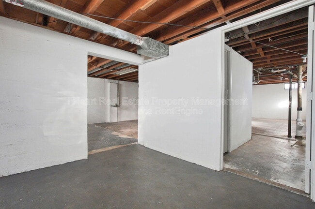 Building Photo - 472 Buena Vista Ave