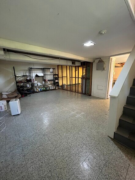 Building Photo - 4012 Fairway Rd