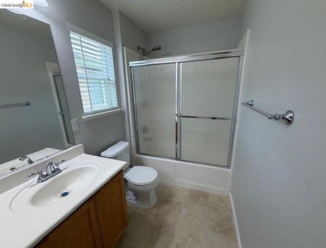 Building Photo - 111 Tennyson Ct