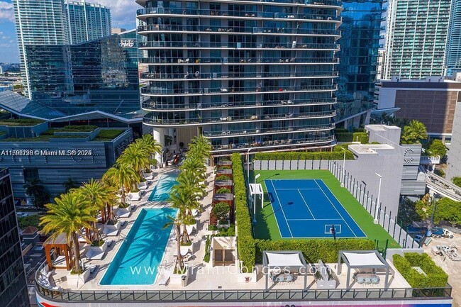 Building Photo - 801 S Miami Ave