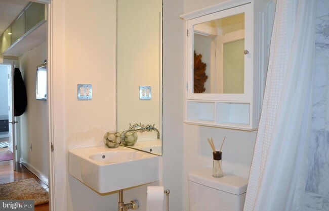 Building Photo - 2211 South St