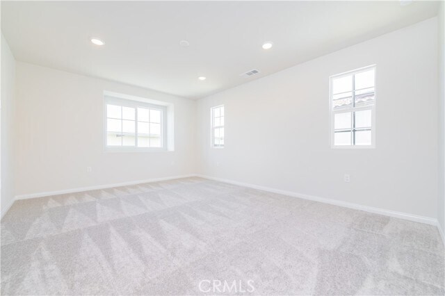 Building Photo - 425 Verna St