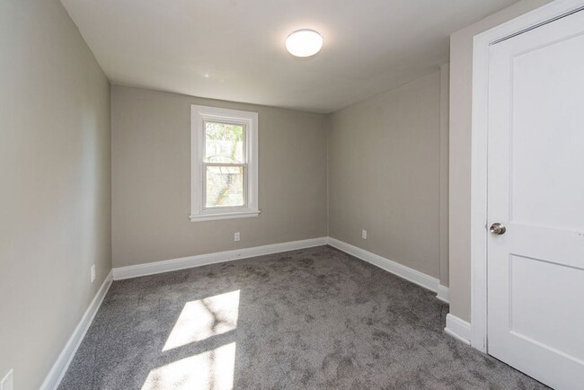 Building Photo - NORTH COLLEGE HILL -  Stunning remodel 3be...