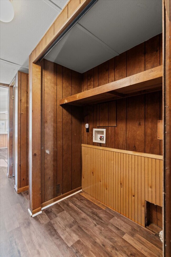 Building Photo - Updated 2BR/1BA Trailer in Muscle Shoals – Quiet Country Setting