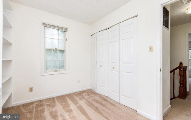 Building Photo - 6707 Ammendale Way