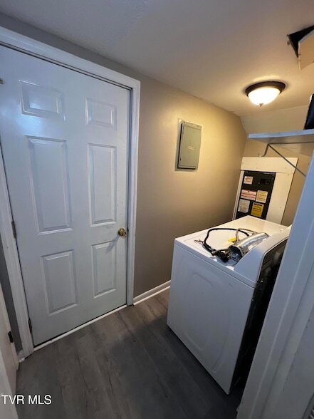 Building Photo - 1419 Colony Park Dr