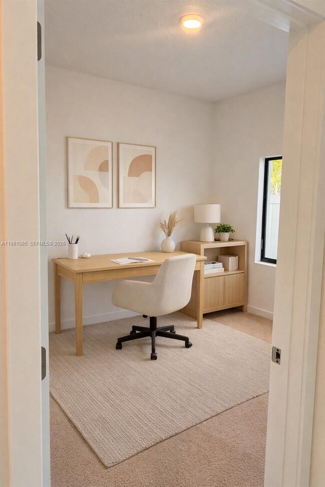 Building Photo - 4829 Dillon St