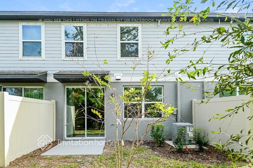 Building Photo - 17027 Coral Dr
