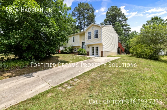 Building Photo - 5804 Hadrian Dr