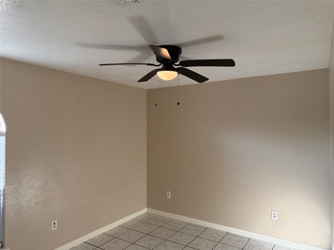 Building Photo - 1310 Goswell Ln