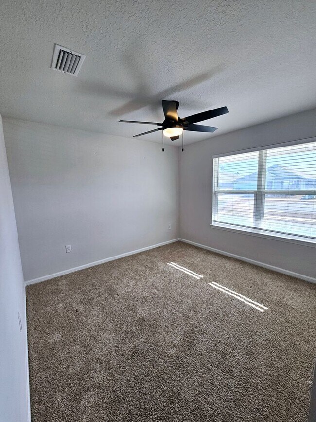 Building Photo - Spacious Modern Home w/Great Community Amenities! *1/2 OFF Security Deposit for A-D Military!*