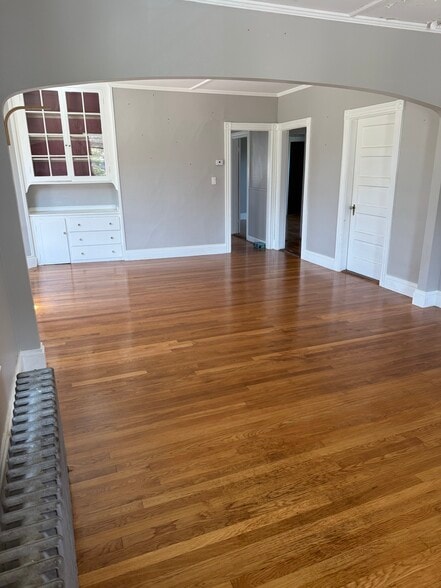 Building Photo - 18 Summer St