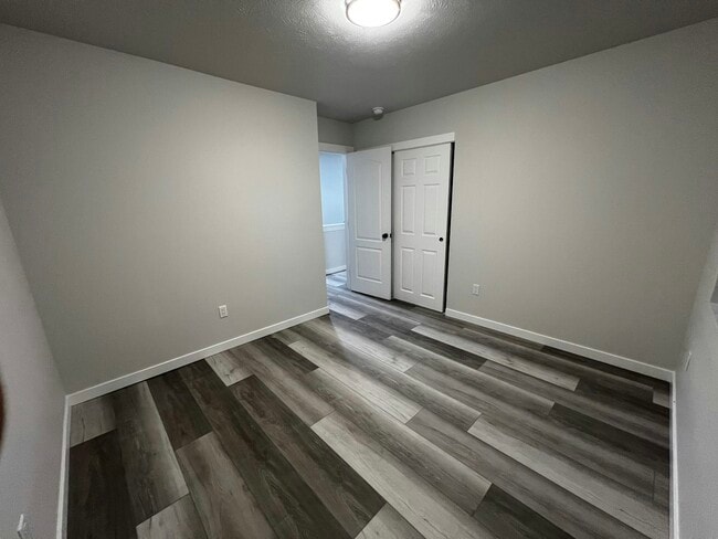 Building Photo - 1808 N Coach Ln