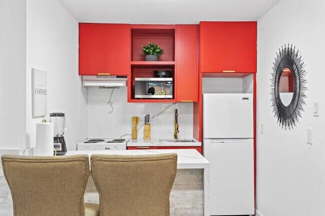 Building Photo - 2620 Arbor St