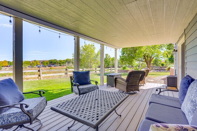 Building Photo - 9492 Sand Hill Pl