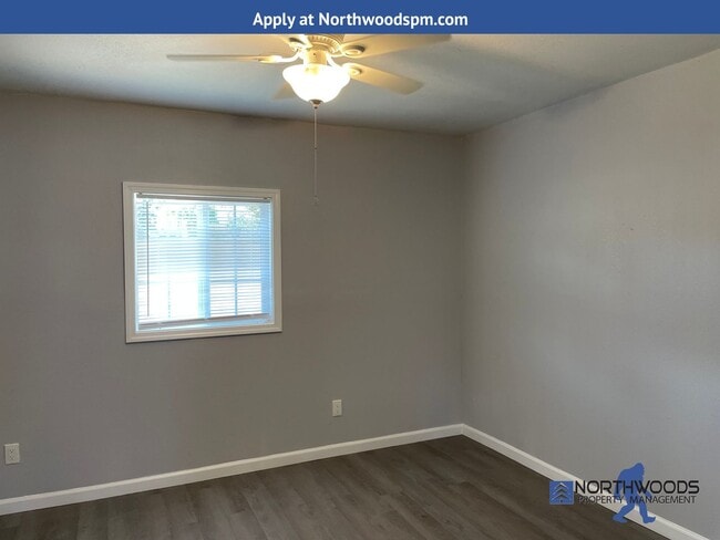 Building Photo - Nice 3 Bedroom 2 Bath Double Wide Manufact...