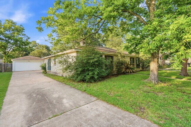 Building Photo - 22222 Kerryblue Dr