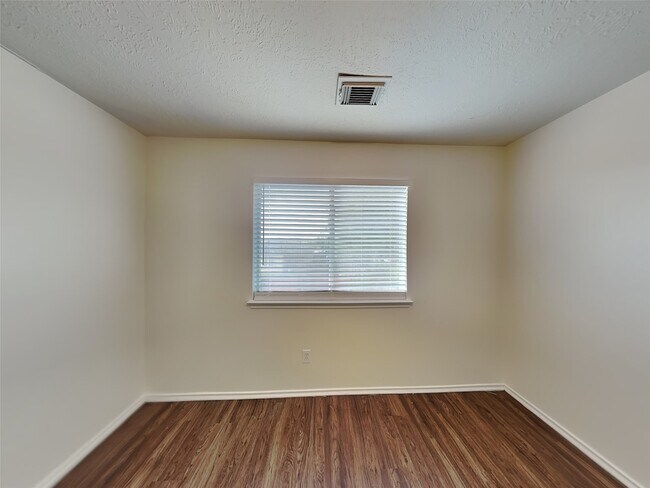 Building Photo - 24518 Cypresspark Glen Ln