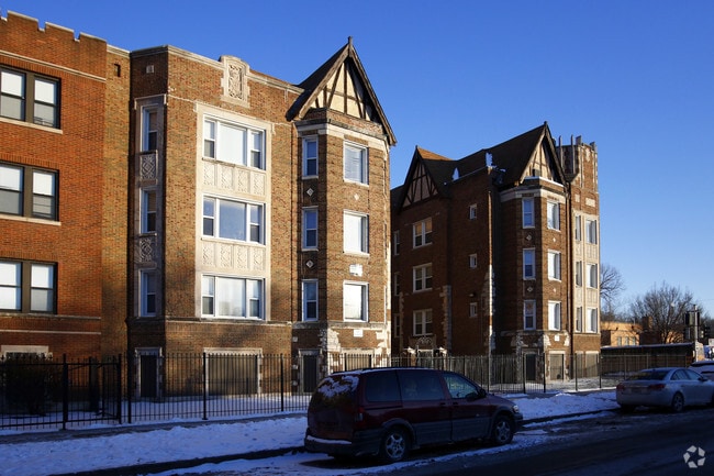 Building Photo - 8251 S Ellis