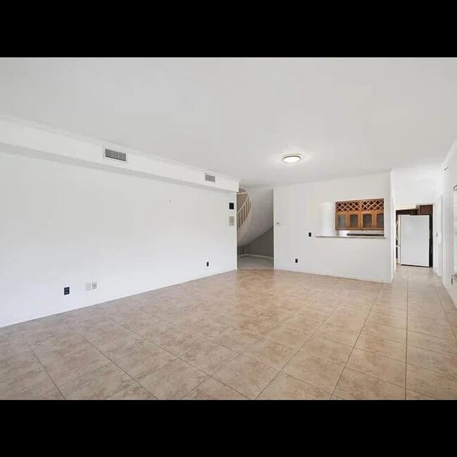 Building Photo - 960 48th Ave