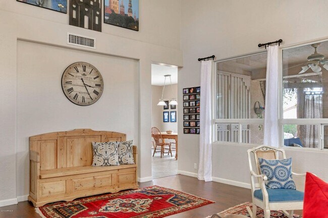Building Photo - Nice Chandler home with Sparkling Swimming...