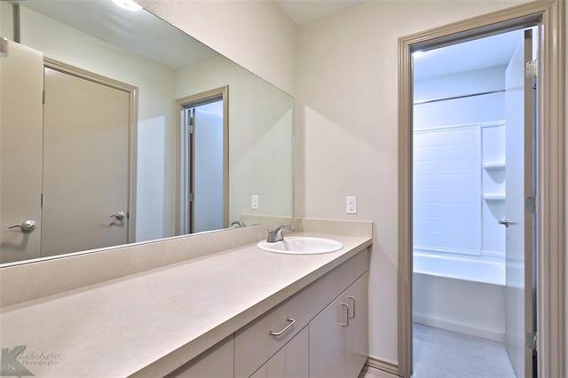 Building Photo - 2800 Sayles Blvd