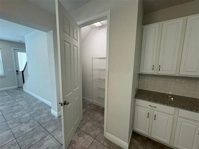 Building Photo - 15833 Marina Bay Dr
