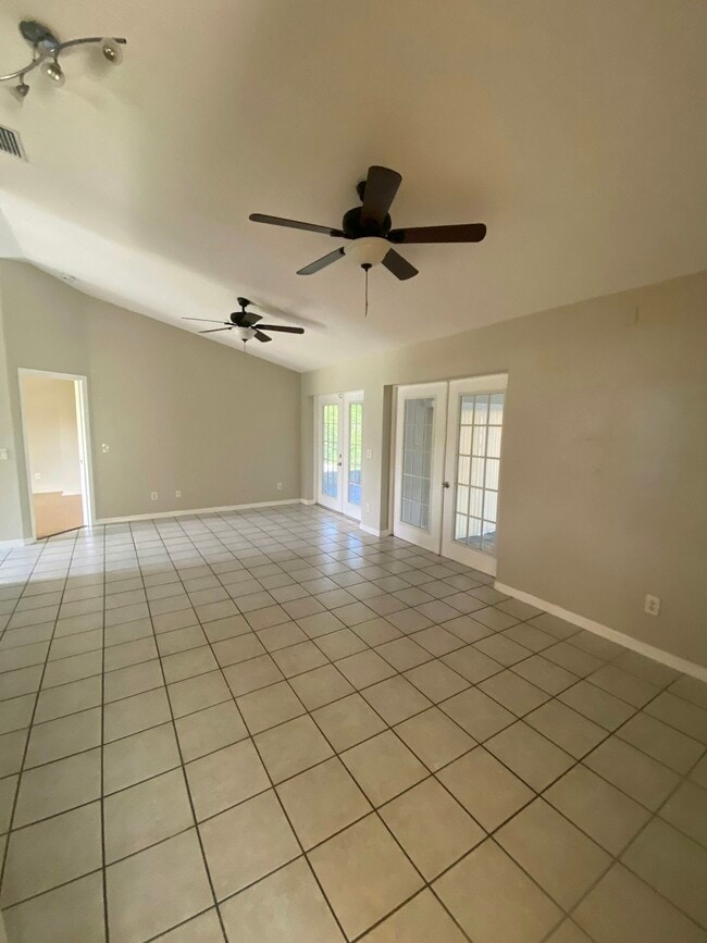 Building Photo - 7413 Crock Ave