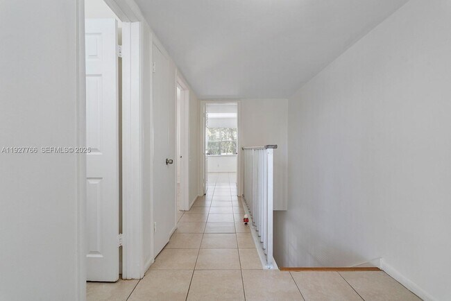 Building Photo - 4100 NW 16th Ave