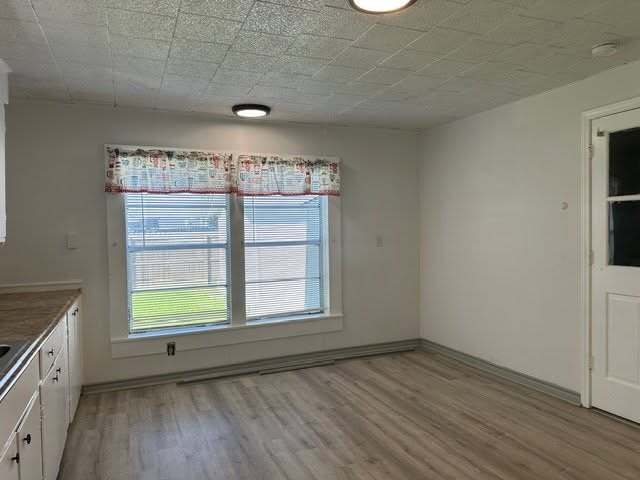 Building Photo - 140 W Cora Lee St