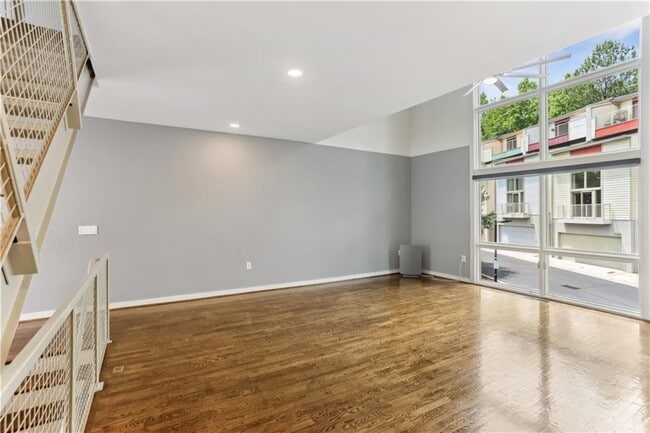 Building Photo - 1385 Stirling Cir NW