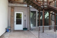 Building Photo - 720 Cooper Ave