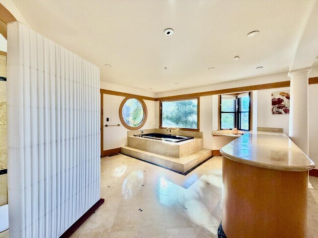 Building Photo - 63 Berryessa Way